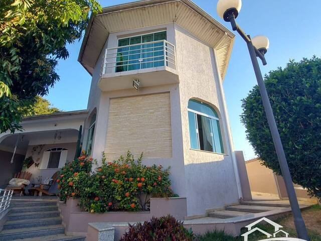 #1499 - Casa para Venda em Lorena - SP
