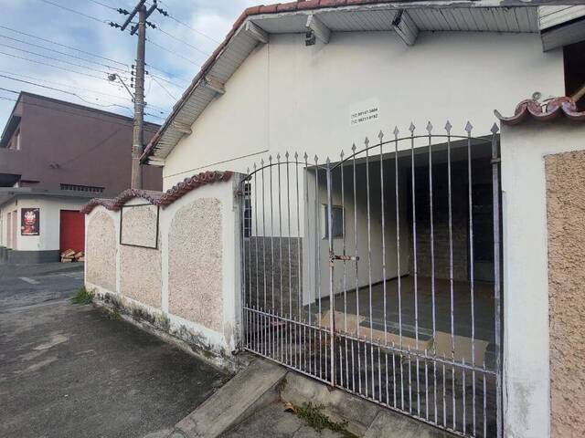 #1919 - Casa para Venda em Lorena - SP