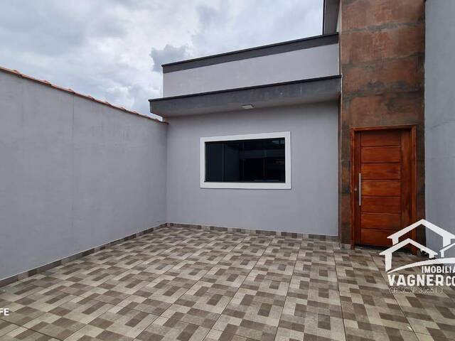 #1965 - Casa para Venda em Lorena - SP