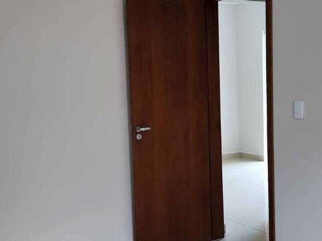 Apartamento para Venda em Guaratinguetá - 5
