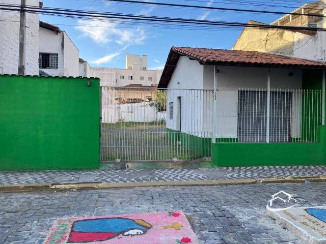 #2005 - Ponto Comercial para Locação em Lorena - SP - 1