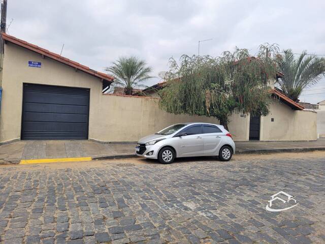 #2025 - Casa para Venda em Lorena - SP