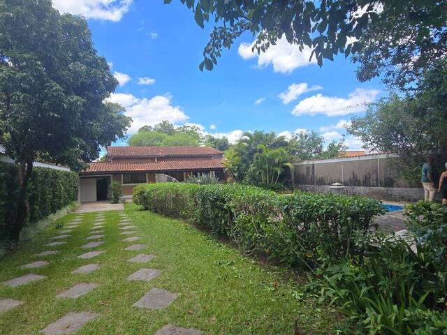 #2096 - Casa para Venda em Lorena - SP