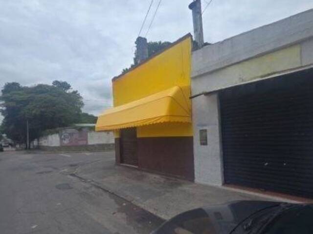 Ponto Comercial para Venda em Lorena - 4