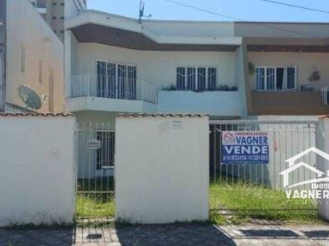#1337 - Casa para Venda em Lorena - SP