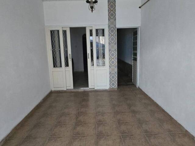 #2275 - Casa para Venda em Lorena - SP - 1