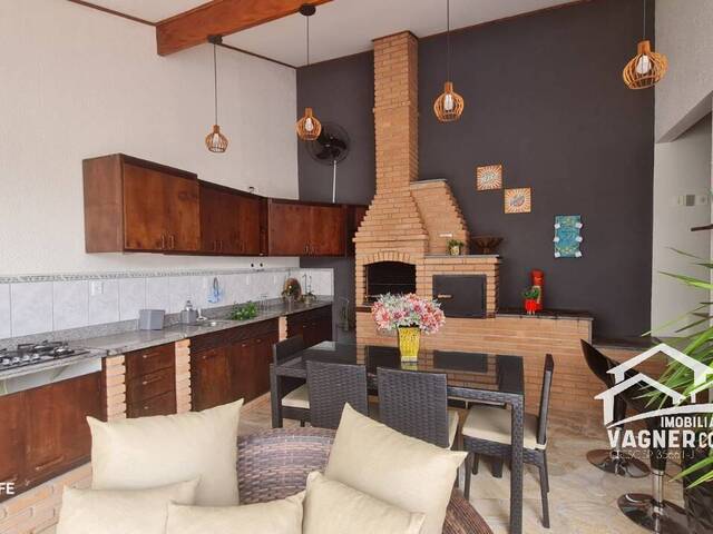 #2309 - Casa para Venda em Lorena - SP - 2