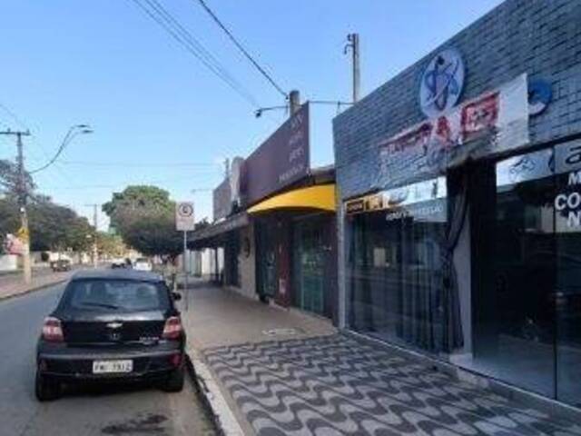 #2313 - Ponto Comercial para Locação em Lorena - SP - 2