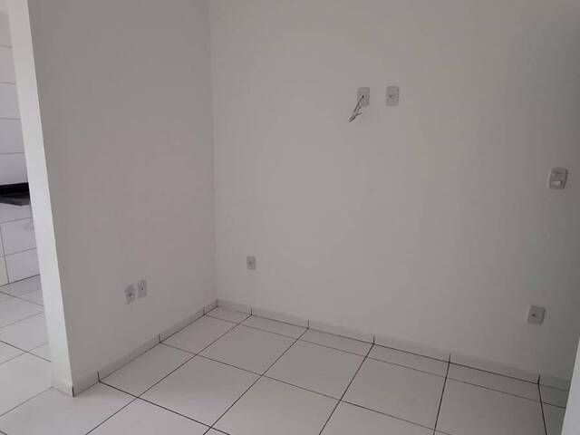 #2320 - Apartamento para Locação em Lorena - SP