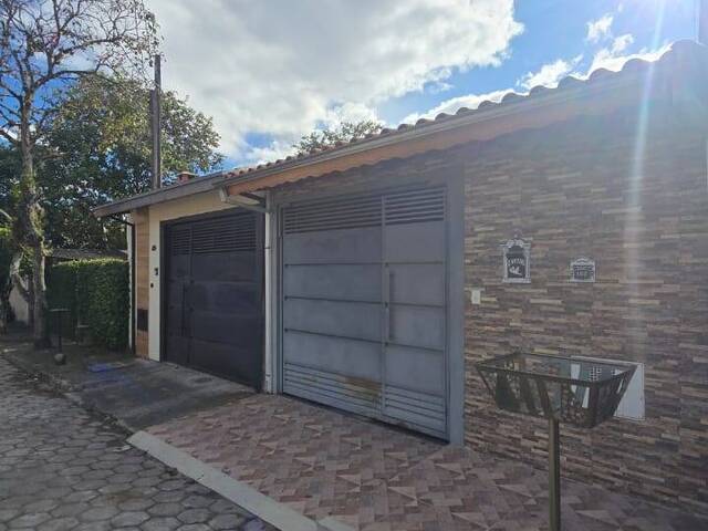#2348 - Casa para Venda em Lorena - SP - 1