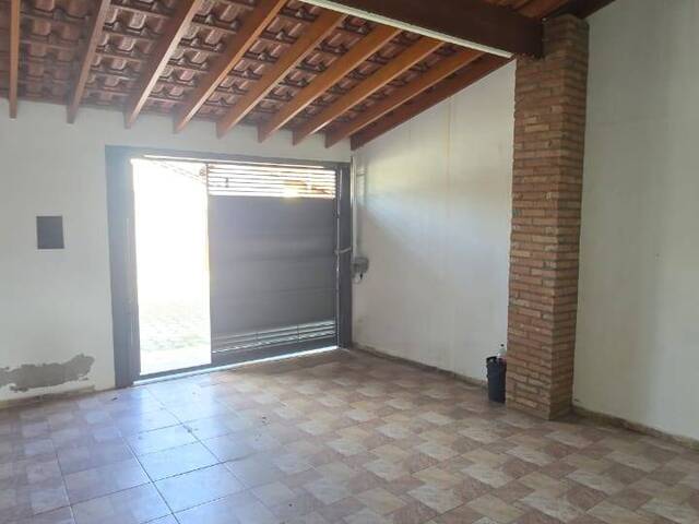 #2348 - Casa para Venda em Lorena - SP - 2