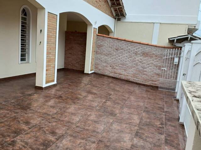 #2351 - Casa para Venda em Lorena - SP - 3