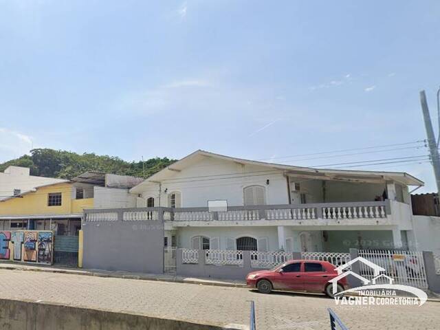 #1127 - Casa para Venda em Caraguatatuba - SP