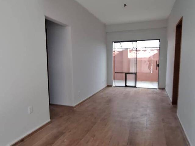 #2396 - Casa para Locação em Lorena - SP - 3
