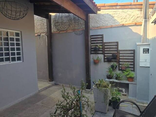 #2399 - Casa para Venda em Lorena - SP - 3