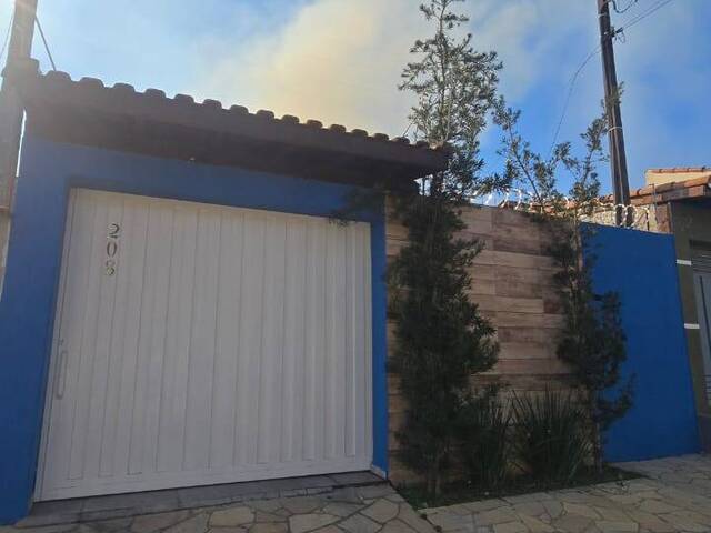 #2399 - Casa para Venda em Lorena - SP - 2