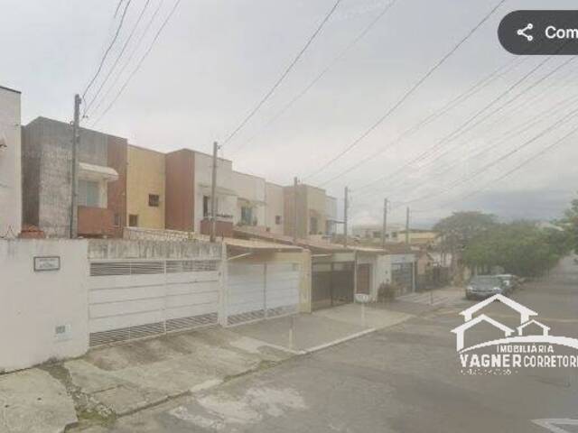 #2403 - Casa para Venda em Lorena - SP - 2
