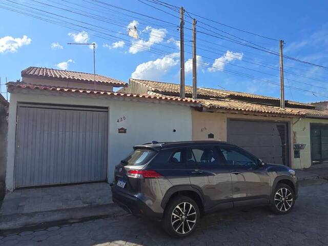 #2422 - Casa para Venda em Lorena - SP - 1