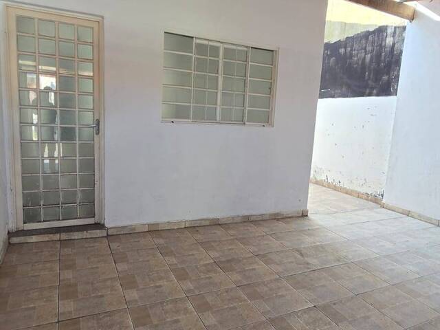 #2422 - Casa para Venda em Lorena - SP - 3