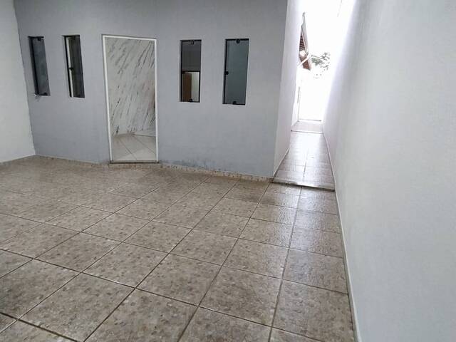 #2428 - Casa para Venda em Lorena - SP - 2