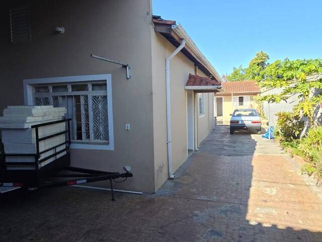 #2429 - Casa para Venda em Lorena - SP - 3