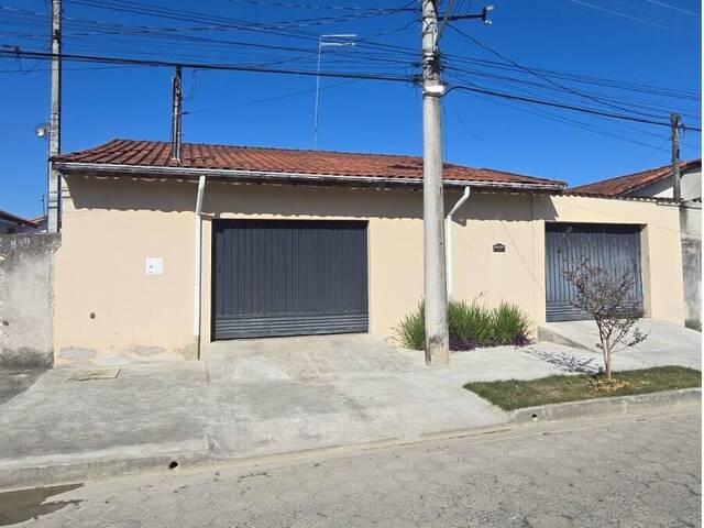 #2429 - Casa para Venda em Lorena - SP - 1