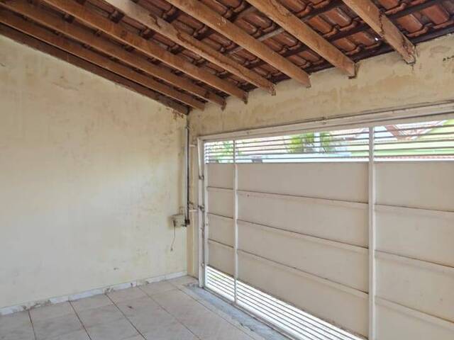 #2454 - Casa para Venda em Lorena - SP - 2