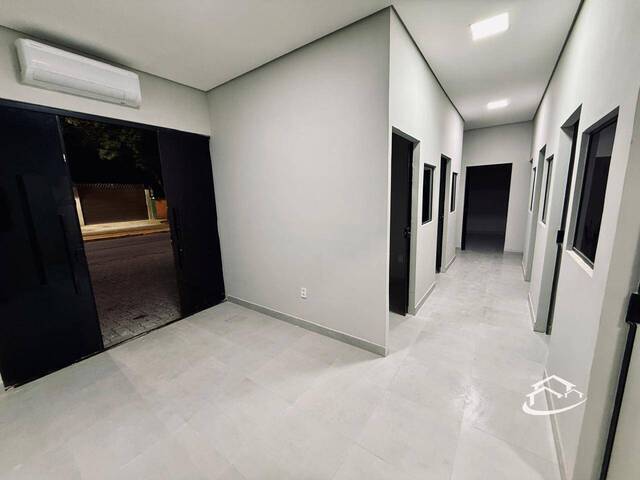 #2459 - Sala para Locação em Lorena - SP - 2