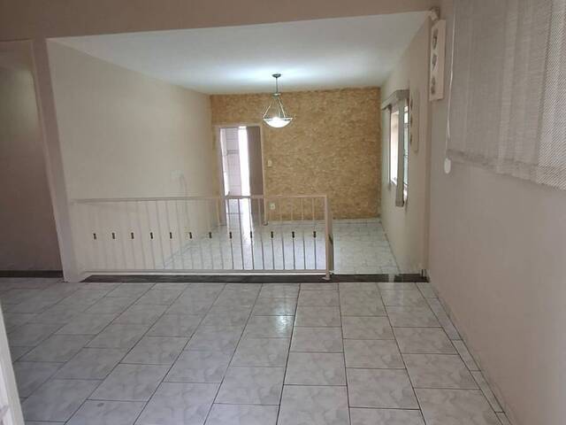 #2464 - Casa para Locação em Lorena - SP - 2