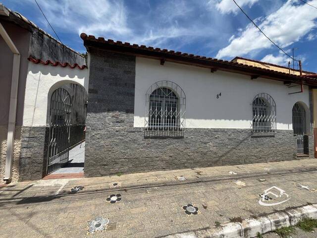 #2472 - Casa para Venda em Lorena - SP - 2