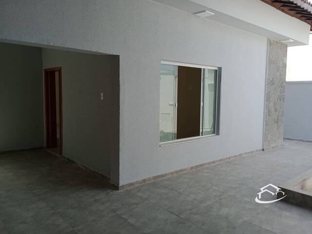 #2480 - Casa para Venda em Lorena - SP - 2