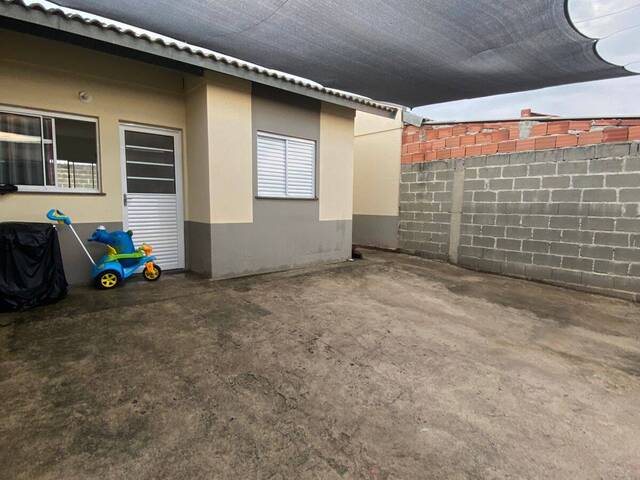 #2484 - Casa para Locação em Guaratinguetá - SP - 1