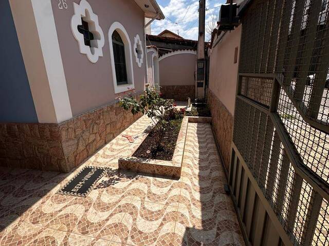 #2507 - Casa para Locação em Lorena - SP - 2