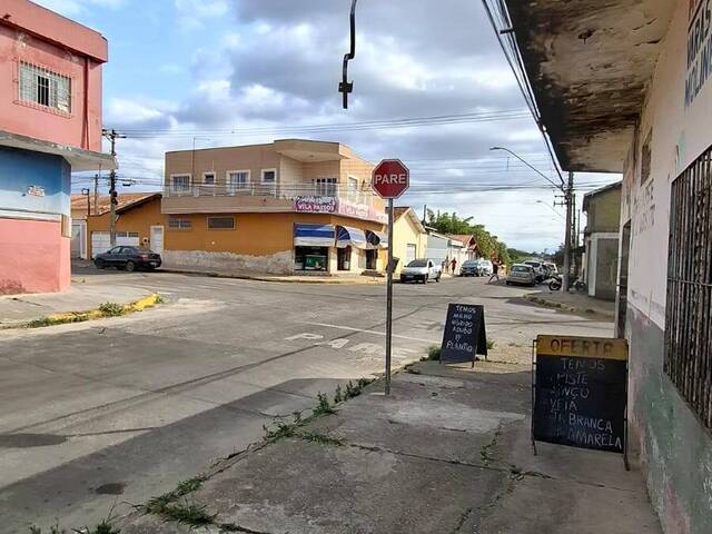 #2509 - Ponto Comercial para Venda em Lorena - SP - 1