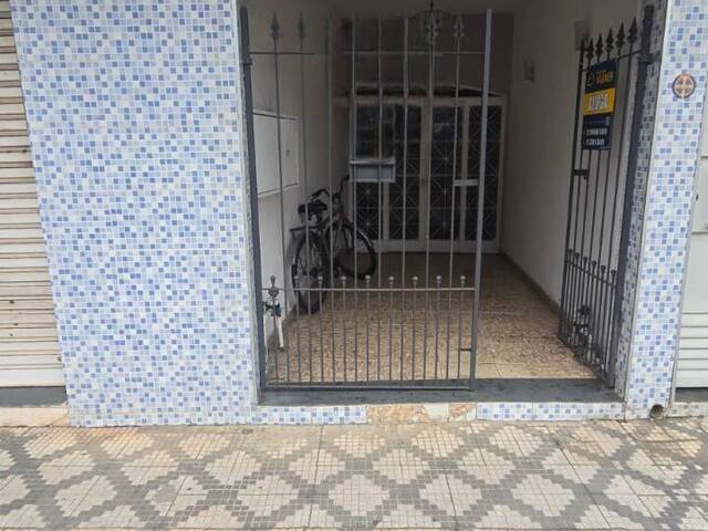 #2524 - Casa para Locação em Lorena - SP - 2