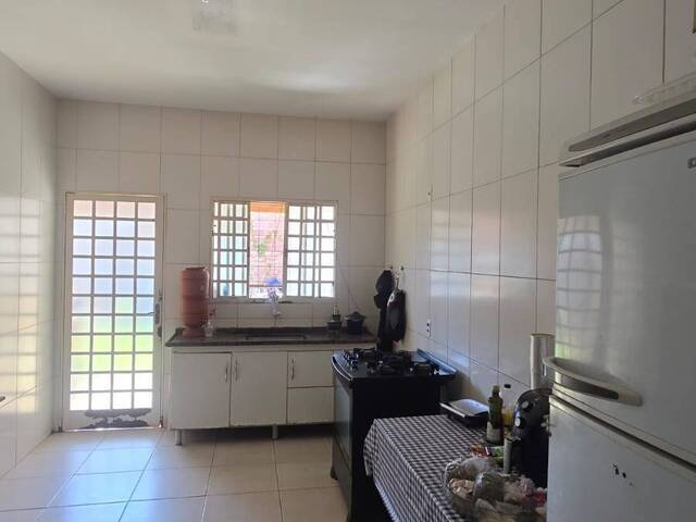 #2529 - Casa para Venda em Lorena - SP - 2