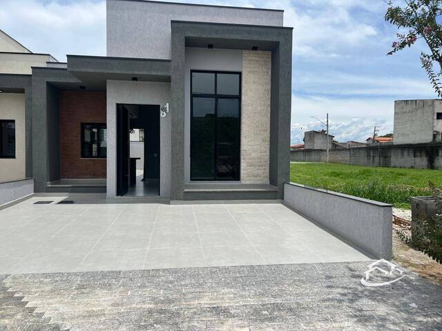 #2535 - Casa para Venda em Pindamonhangaba - SP - 2