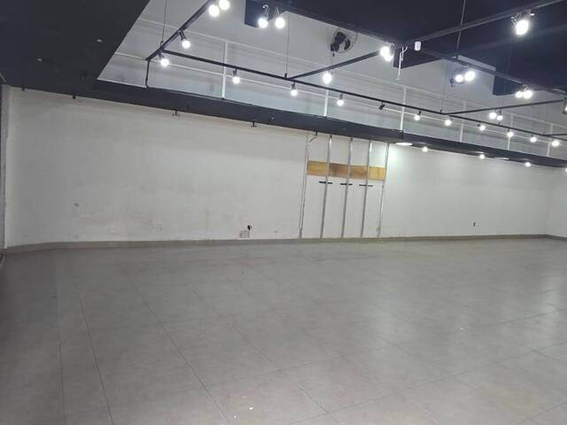 Ponto Comercial para Venda em Lorena - 5