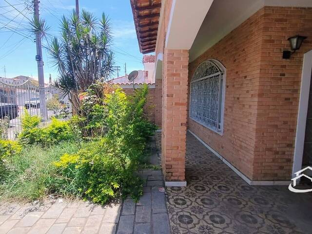 #2551 - Casa para Venda em Guaratinguetá - SP - 3
