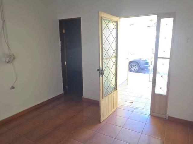 #2558 - Casa para Venda em Lorena - SP - 3