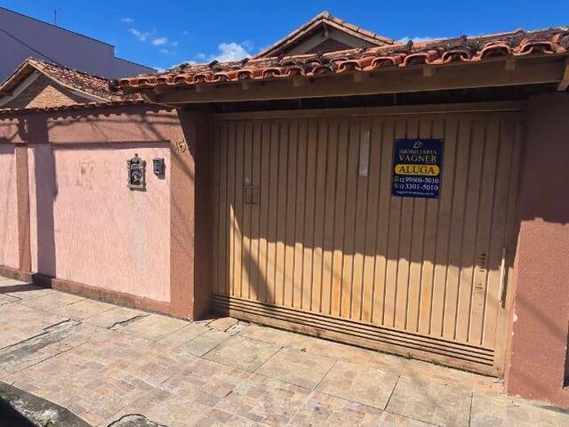 #2562 - Casa para Venda em Lorena - SP - 2