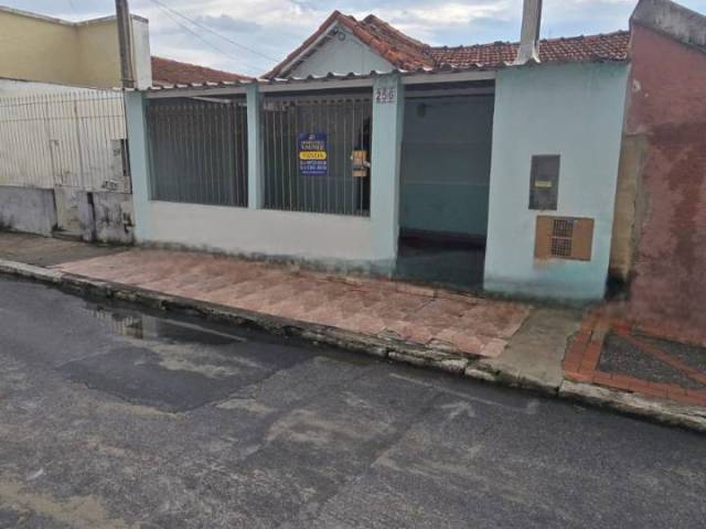 #2591 - Casa para Venda em Cachoeira Paulista - SP - 2