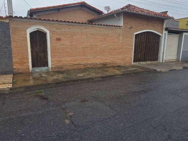 #2603 - Casa para Venda em Lorena - SP - 2