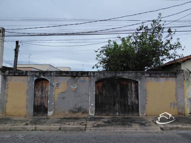#2606 - Casa para Venda em Lorena - SP - 2