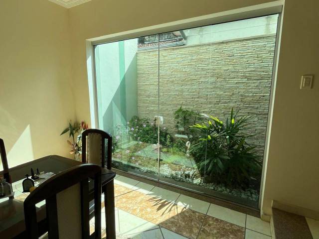 Casa para Venda em Lorena - 4
