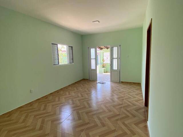 #2653 - Casa para Venda em Lorena - SP