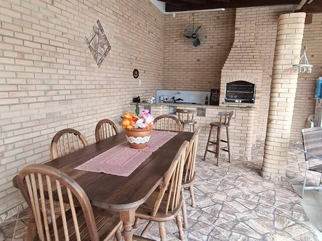 #2664 - Casa para Venda em Lorena - SP