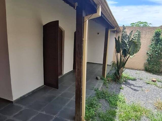 #2676 - Casa para Locação em Lorena - SP