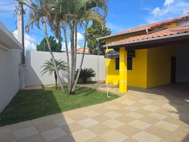 #2626 - Casa para Venda em Lorena - SP