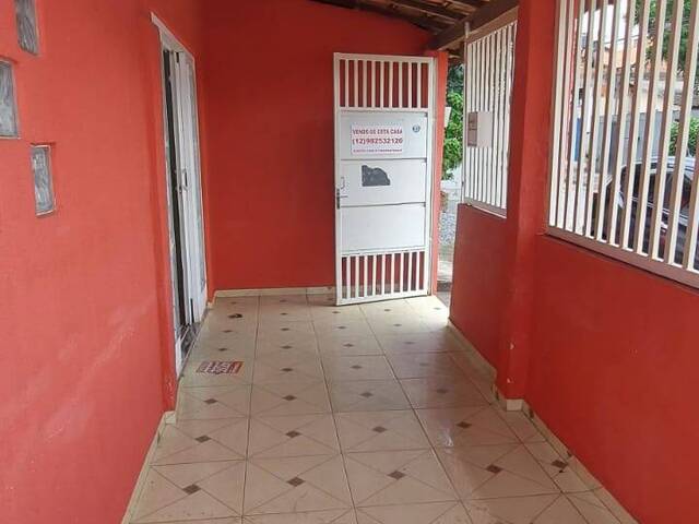 #2613 - Casa para Venda em Lorena - SP - 2